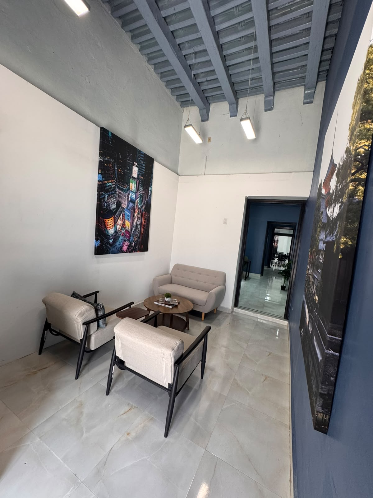 Segunda sala de estar de NEXO Business Center.
